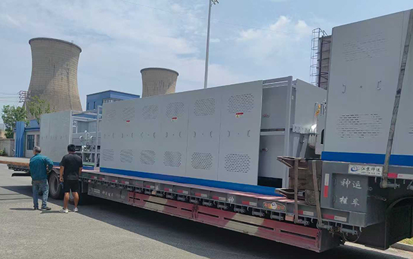 三合科技連續式銅釬焊爐發往東莞